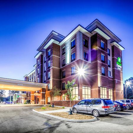 Holiday Inn Express & Suites Cleveland/Westlake By Ihg Ngoại thất bức ảnh