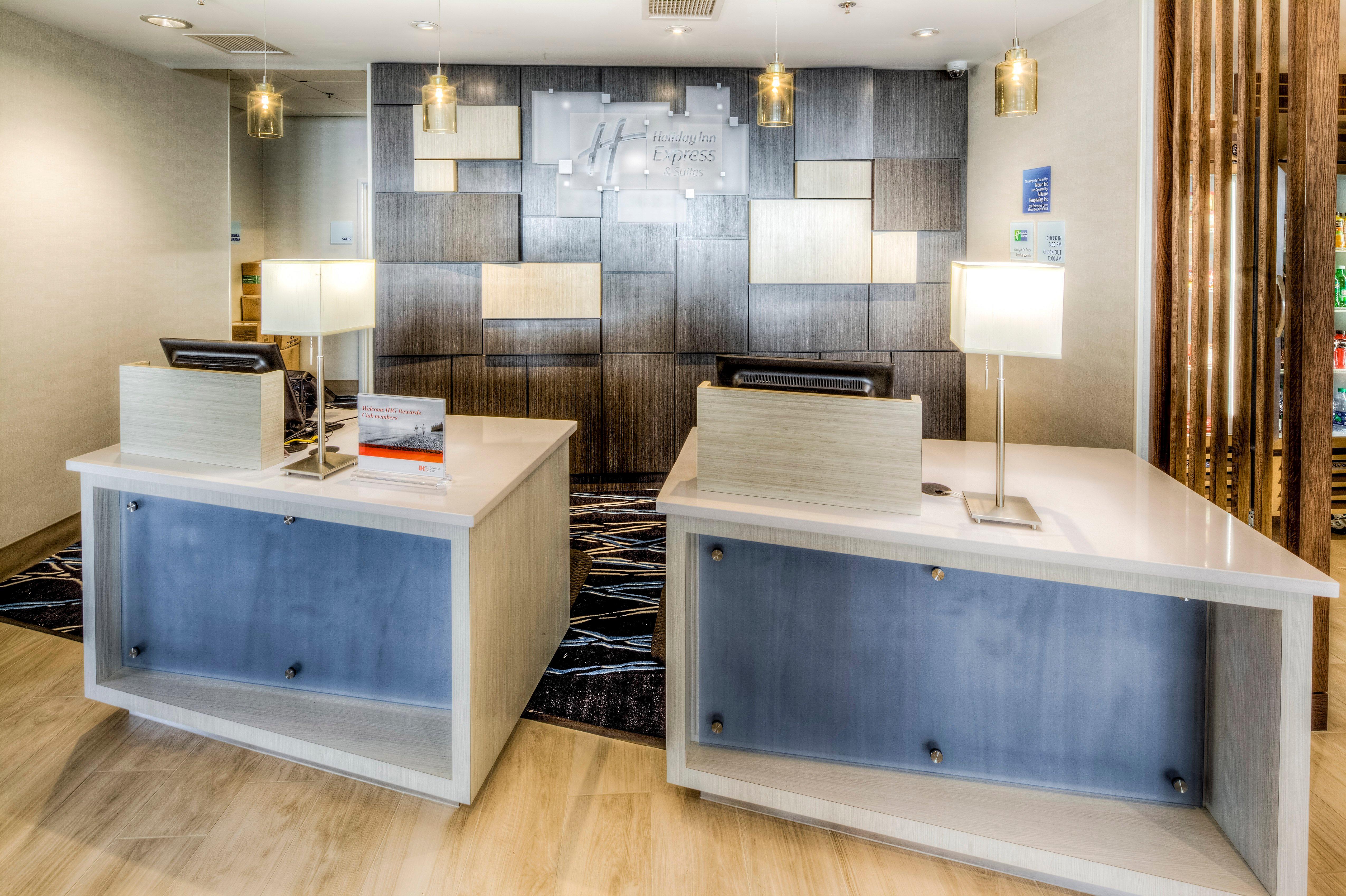 Holiday Inn Express & Suites Cleveland/Westlake By Ihg Ngoại thất bức ảnh