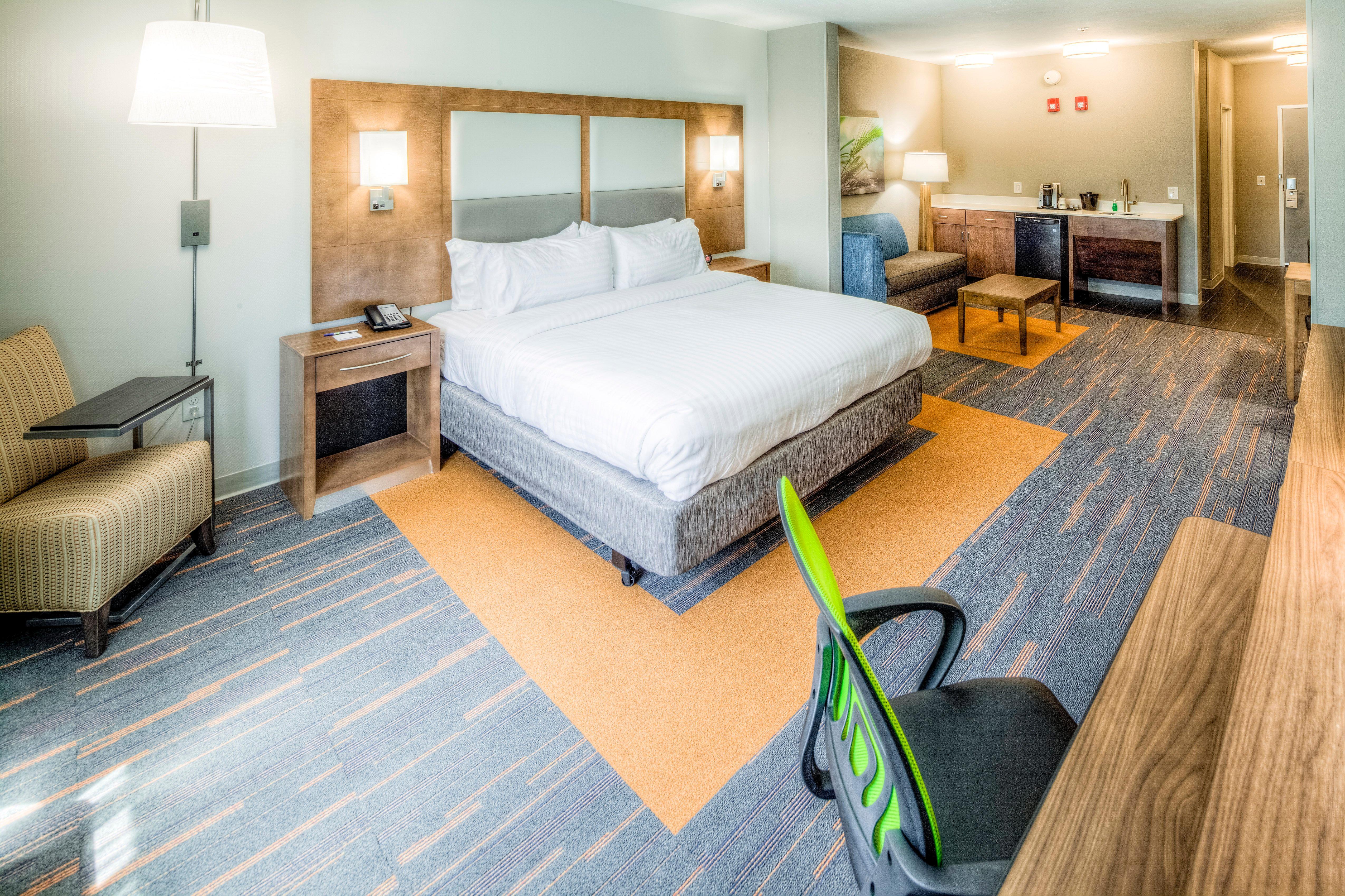 Holiday Inn Express & Suites Cleveland/Westlake By Ihg Ngoại thất bức ảnh