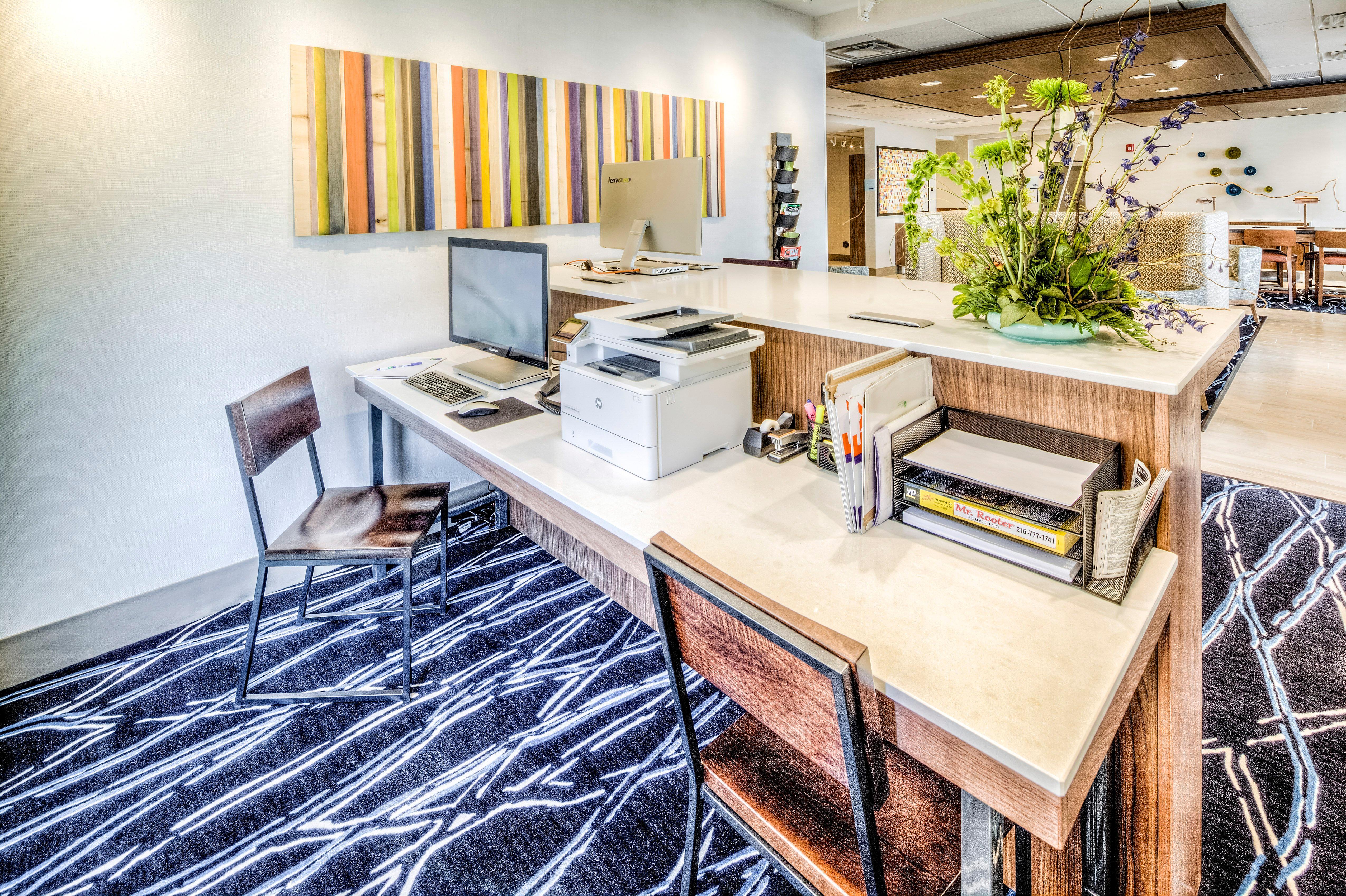 Holiday Inn Express & Suites Cleveland/Westlake By Ihg Ngoại thất bức ảnh
