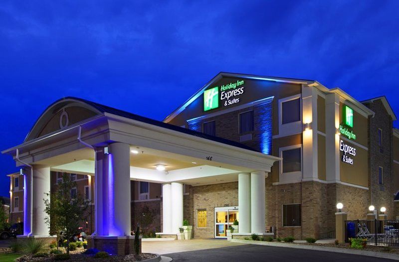 Holiday Inn Express & Suites Cleveland/Westlake By Ihg Ngoại thất bức ảnh